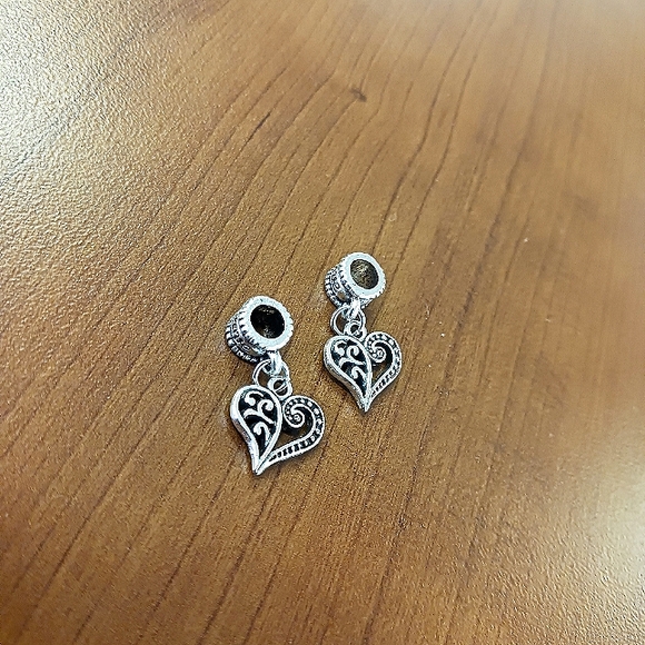 Seahorse and Hearts Necklace - Picture 8 of 11